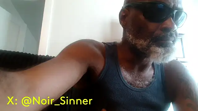 sinnernoir's Live XXX Chat