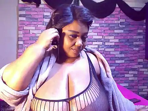 BustySavita Live XXX-chat