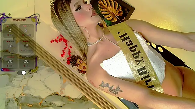 Aranza_Dollts Chat XXX in diretta