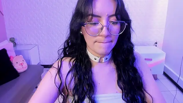 Violetaa_diazz's Live XXX Chat