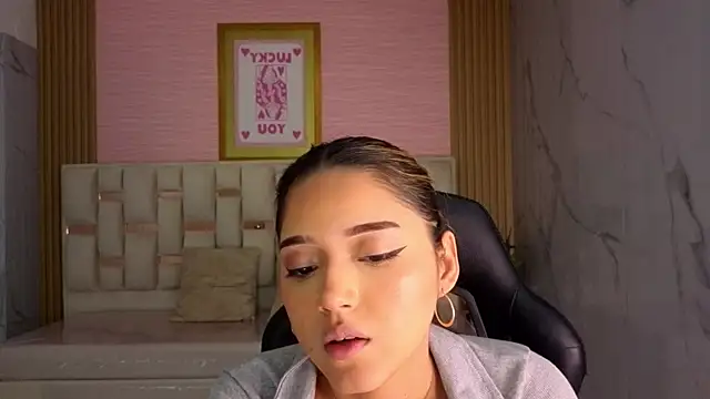 Chat +18 de veronicaa_s ao vivo