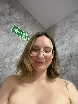 The_Snowwhitee's Webcam Show
