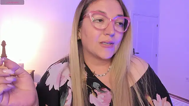 دردشة Naty_Mature_ الجنسية المباشرة
