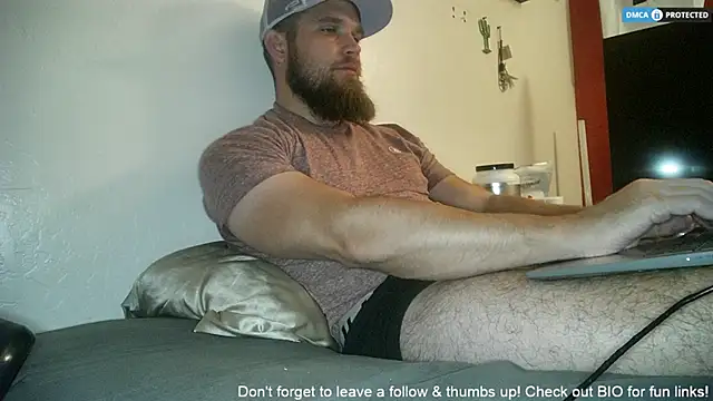 dikdowndaddyn Live XXX chat