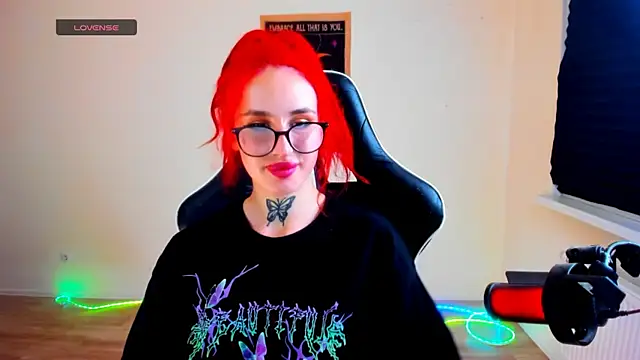 your_tora's Live XXX Chat