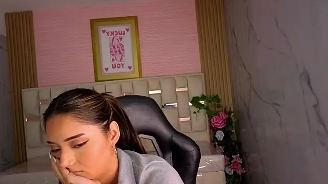 veronicaa_s' Live XXX Chat