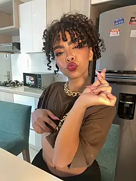 TamaraMontiel's Live XXX Chat