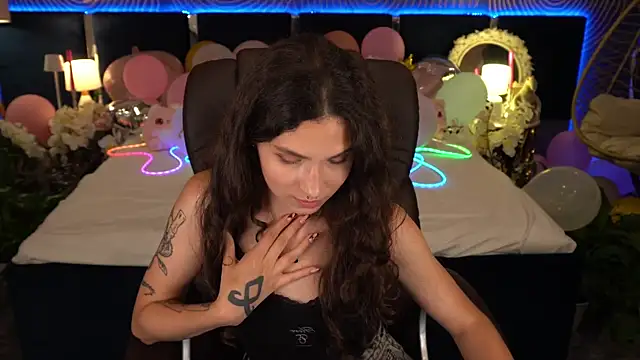 Chat +18 de BabyFlowerr ao vivo