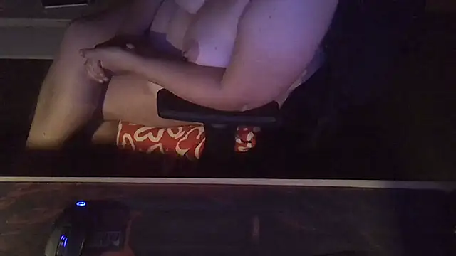 Silvia2277's Live XXX Chat