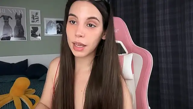 DeaNass Chat XXX live
