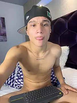 دردشة Dominik_Souza الجنسية المباشرة