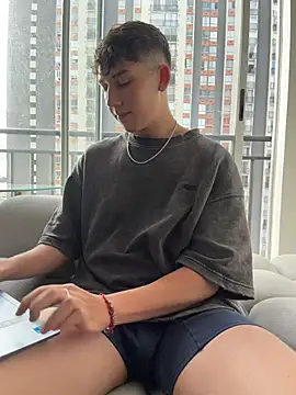Chat +18 de OLIVER_K ao vivo
