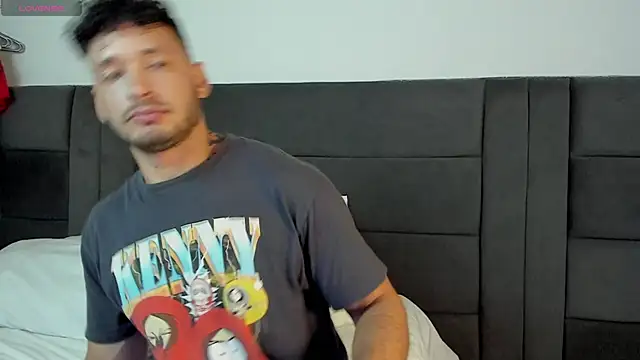 alejandro__2 即時 XXX 聊天