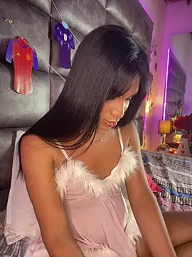 Chat +18 de Ashly_Miller ao vivo