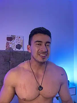 XXX chat uživo modela Chris_Clarck
