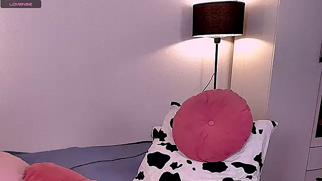 KellyOldridge Adlı Modelin Canlı XXX Sohbeti