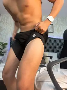 Chat +18 de Lander_Cruz ao vivo