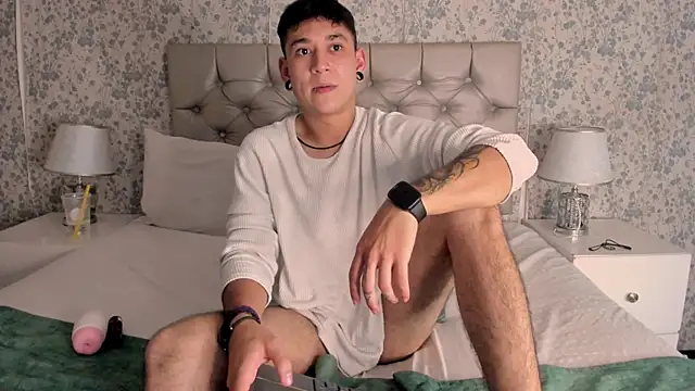 MarkLaurens' Live XXX Chat