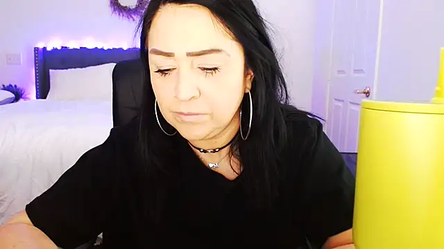 AlyssiaAmoreXO's Live XXX Chat