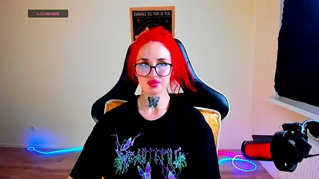 your_tora's Live XXX Chat