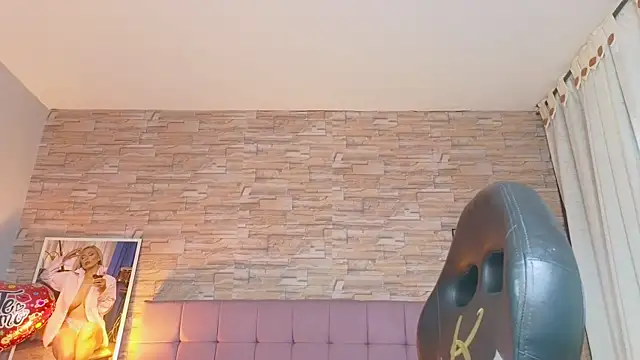 Chat XXX ao vivo de katalinahell2