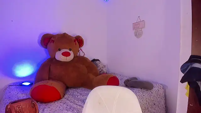 nikolle_mistrreHots 라이브 XXX 채팅
