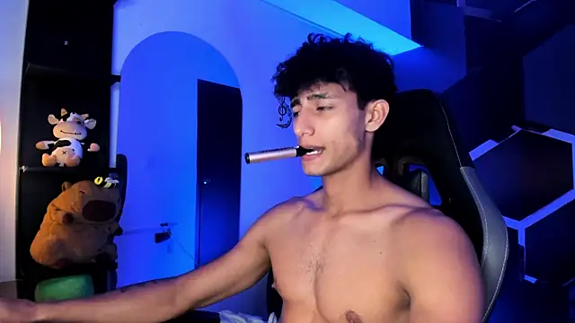 MaxiimoRomano_ – Live XXX-chat
