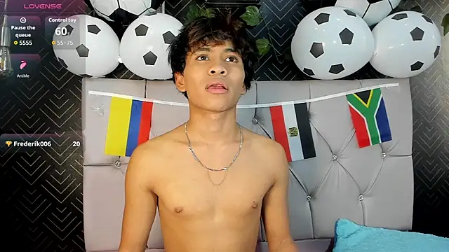 Ethan_Westt's Live XXX Chat