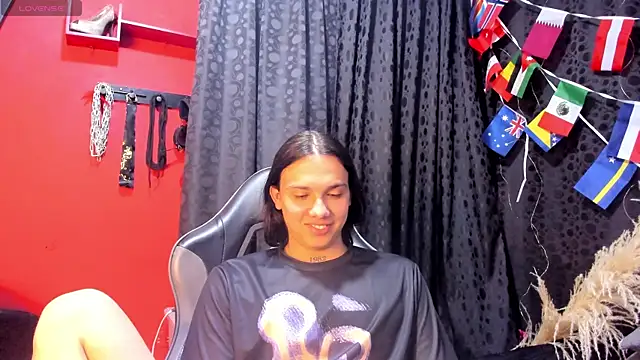 Almaazz – Naživo XXX chat