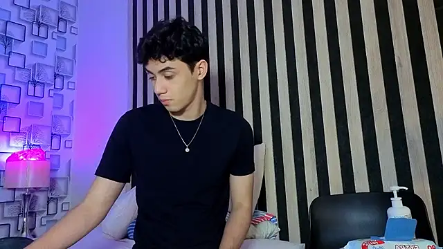 Živý XXX chat MikeVoss_