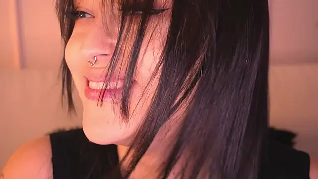 GloomydollのライブXXXチャット