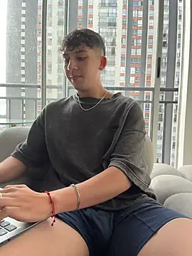 OLIVER_K Chat XXX live