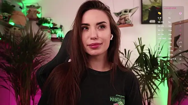 -BabyYoda Live XXX-Chat