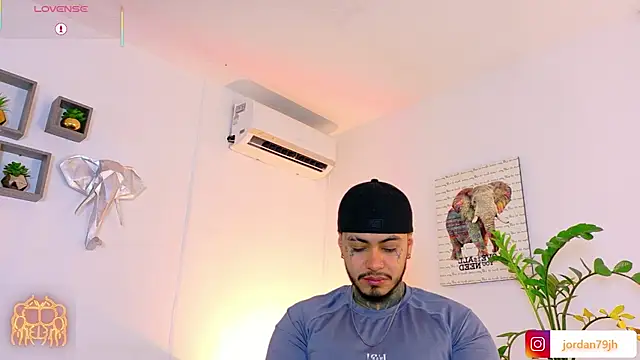 دردشة JordanSmiith_ الجنسية المباشرة