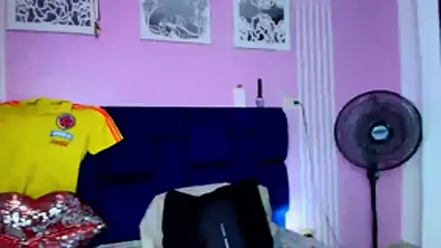 Živý XXX chat taylor_Stele