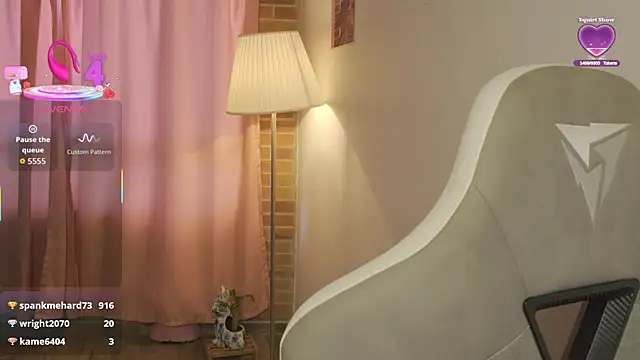 Chat XXX ao vivo de EmmitaGarcia