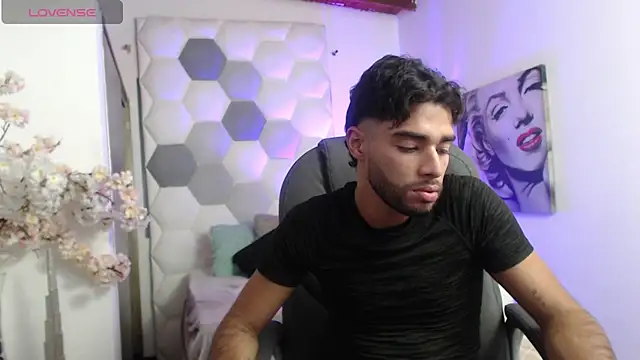 Онлайн чат XXX AlejandroGreco