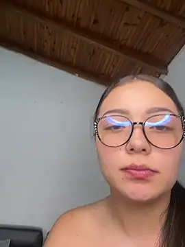 Pamelaa_moon1 Chat XXX in diretta