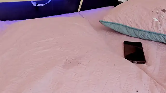 GrettaRouse live XXX chat