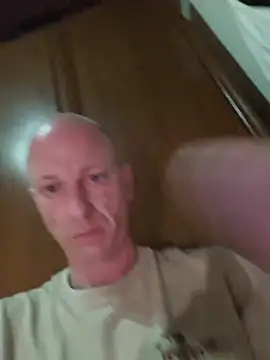 Chat +18 de SvenPfeifer1987 ao vivo