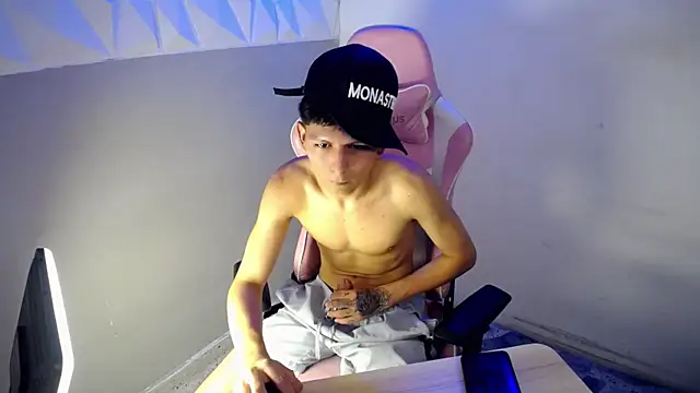 Hot_athletes_n Webbikameraesitys