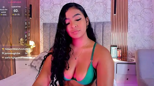 SofiiCruz's Live XXX Chat