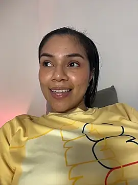 MauraGrayy Chat XXX live