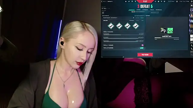 Živý XXX chat roxxyrowe