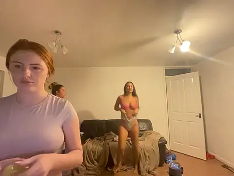 PrinnyJay114's Live XXX Chat
