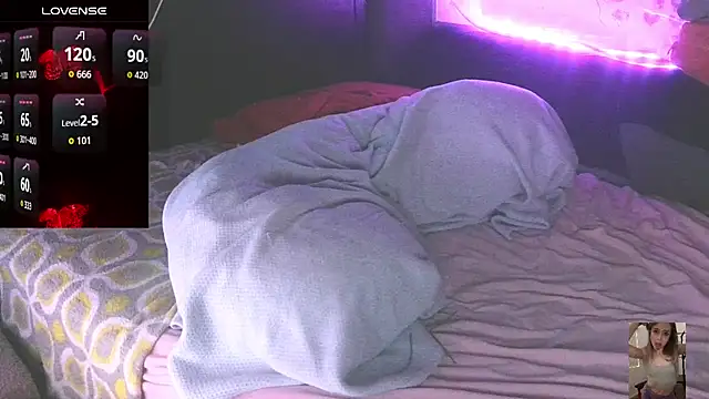Chat XXX en directo de Blondiewithanass
