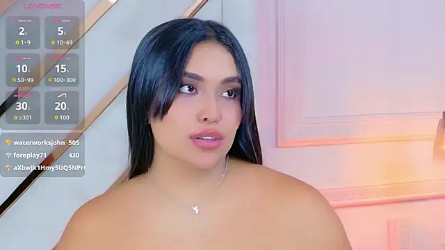 Kendall-Moll's Live XXX Chat