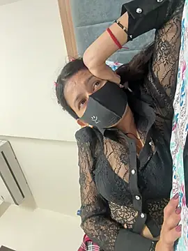 Loviiie's Live XXX Chat