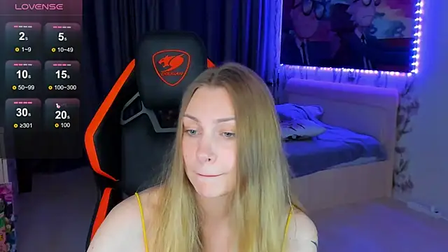 BiMolly live XXX chat