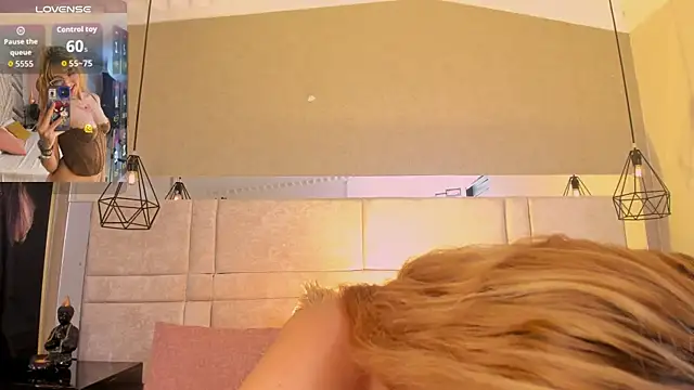 Chat +18 de SamaanthaMiller ao vivo
